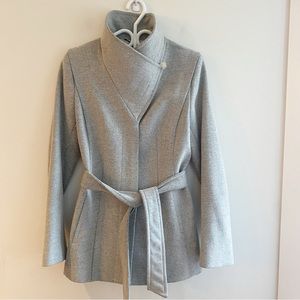 Aritzia Babaton Connor Coat Short